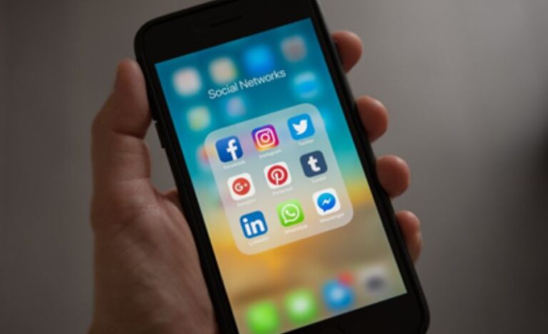 How to Remove Reels from Facebook on iPhone?