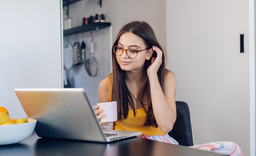 How to Stand Out in Crowded Market for a freelance coffee project?